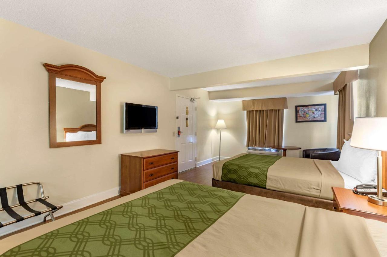 Econo Lodge Inn & Suites Lugoff Εξωτερικό φωτογραφία