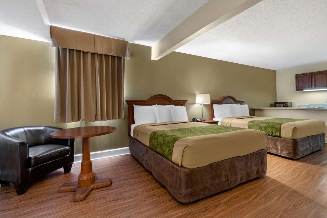 Econo Lodge Inn & Suites Lugoff Εξωτερικό φωτογραφία