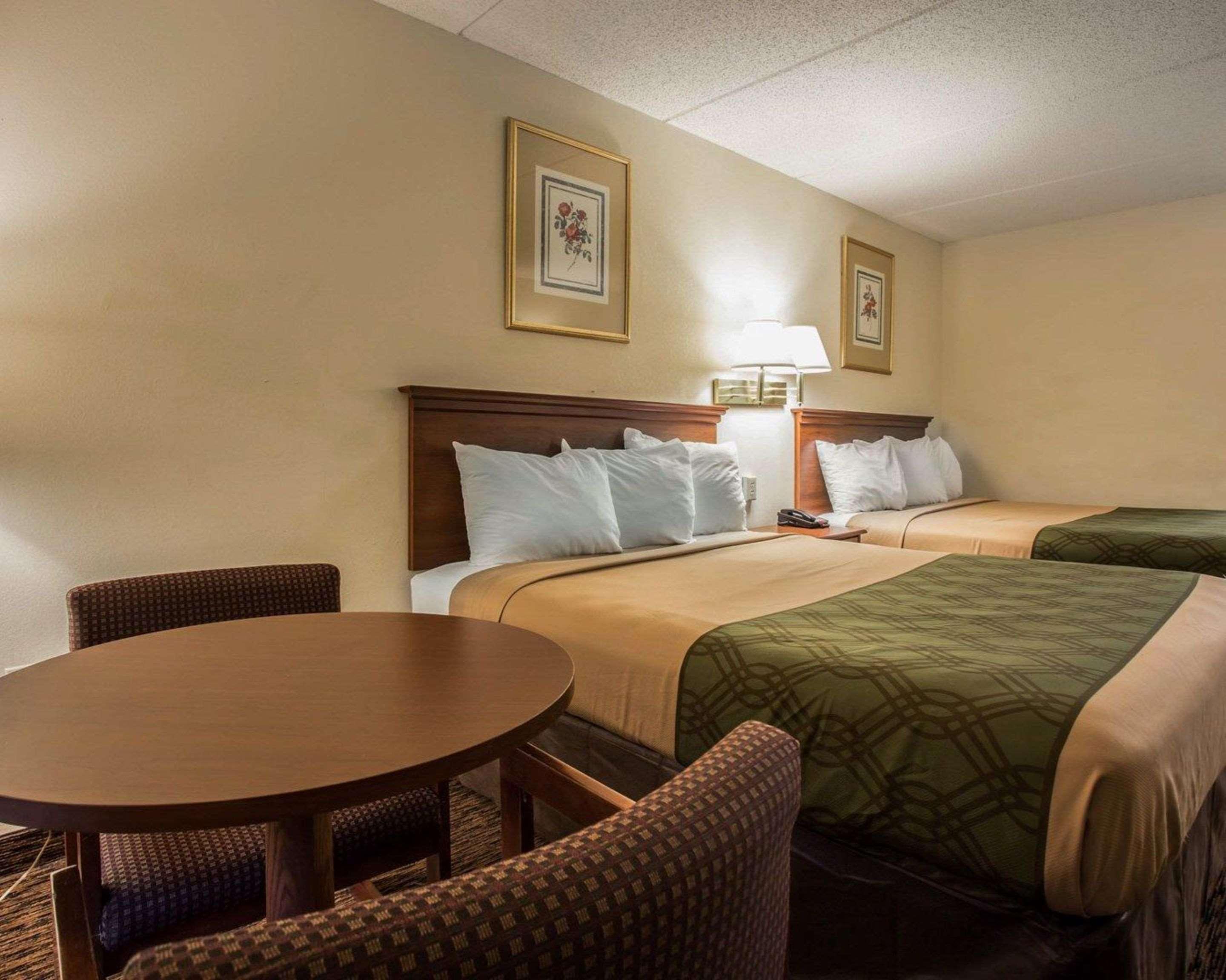 Econo Lodge Inn & Suites Lugoff Εξωτερικό φωτογραφία