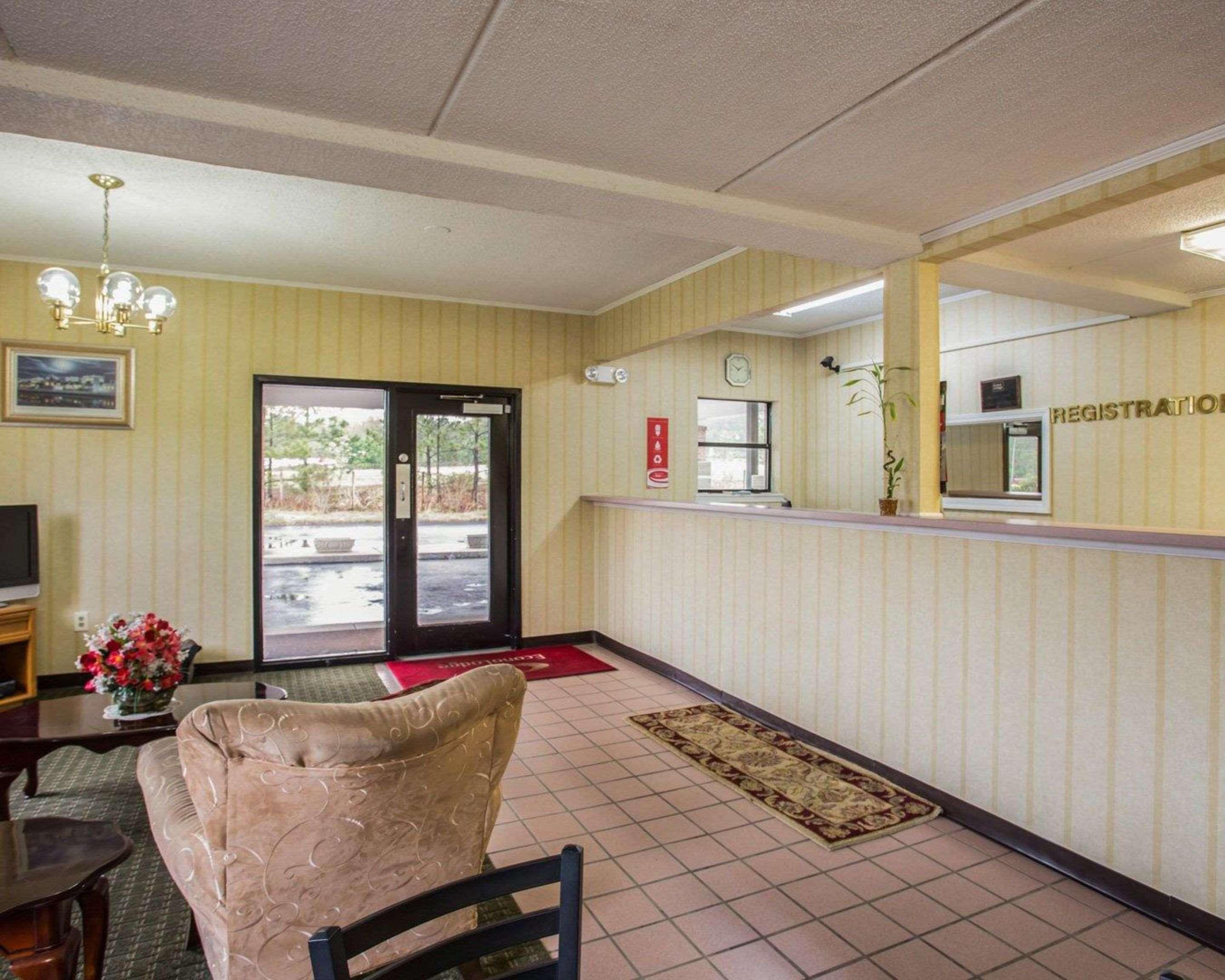 Econo Lodge Inn & Suites Lugoff Εξωτερικό φωτογραφία