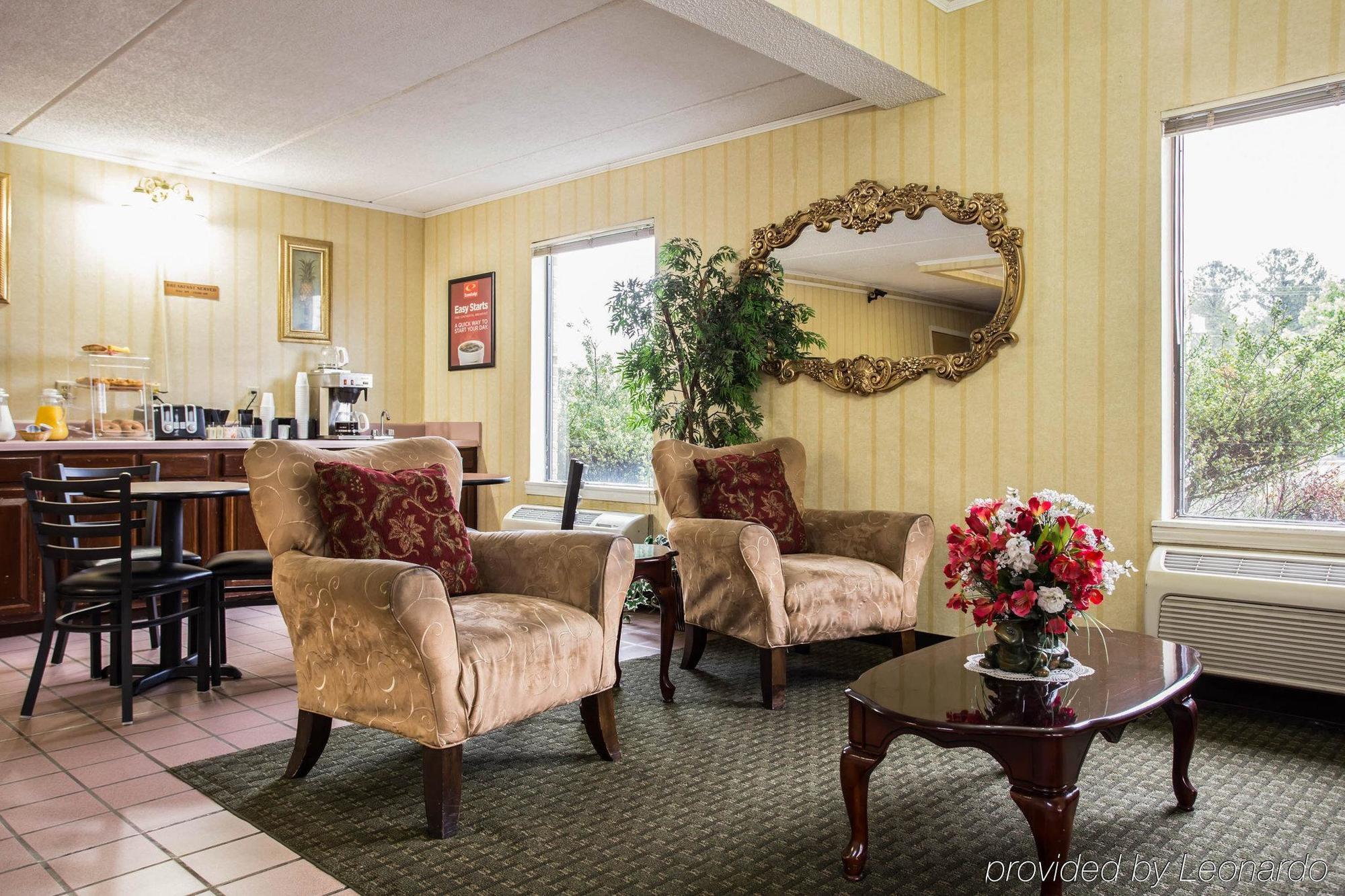 Econo Lodge Inn & Suites Lugoff Εξωτερικό φωτογραφία