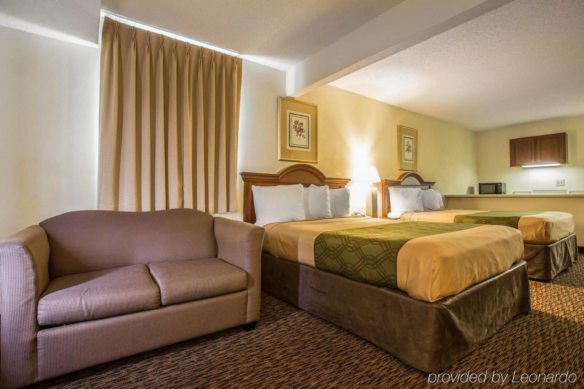Econo Lodge Inn & Suites Lugoff Εξωτερικό φωτογραφία