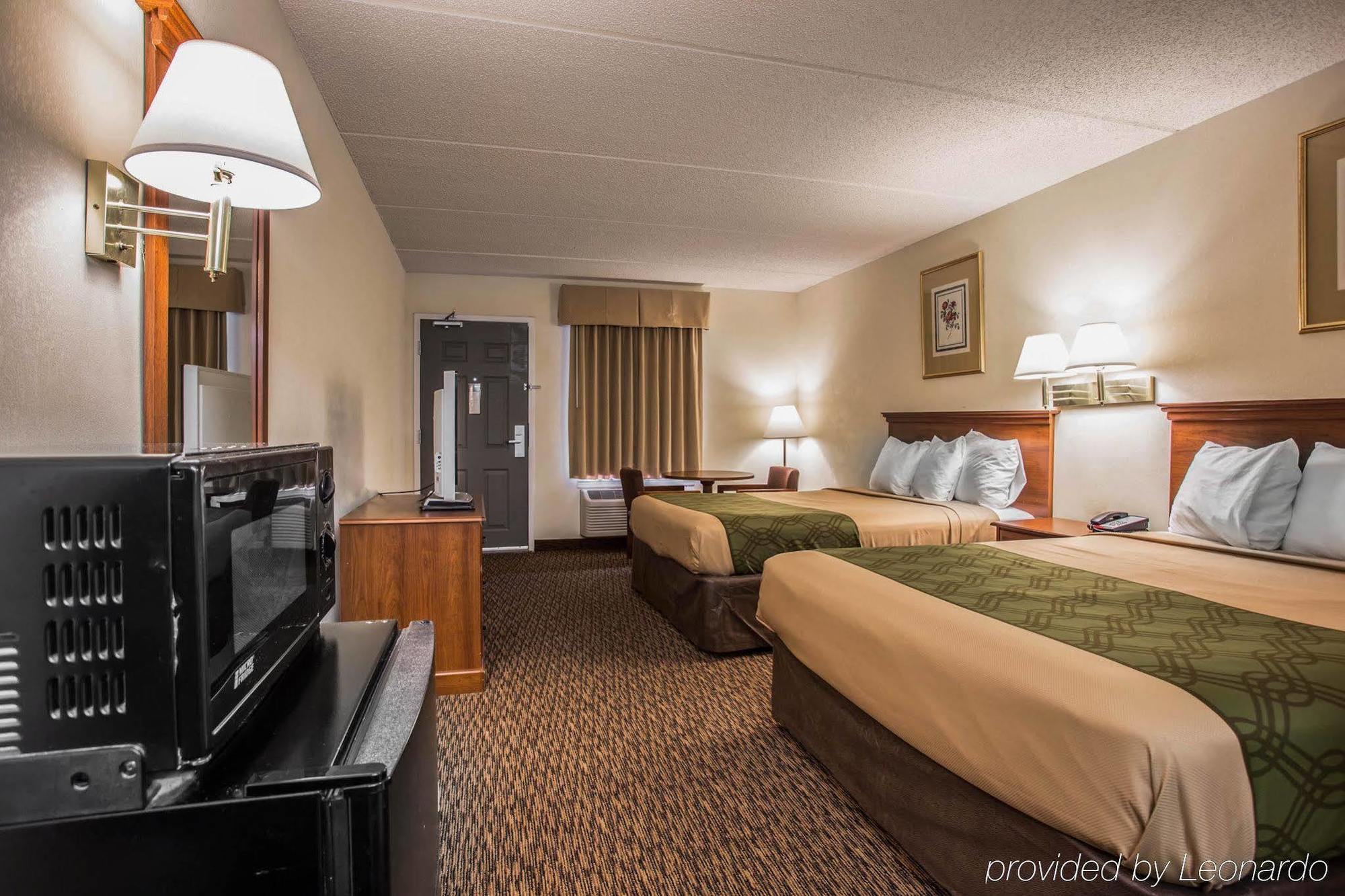 Econo Lodge Inn & Suites Lugoff Εξωτερικό φωτογραφία