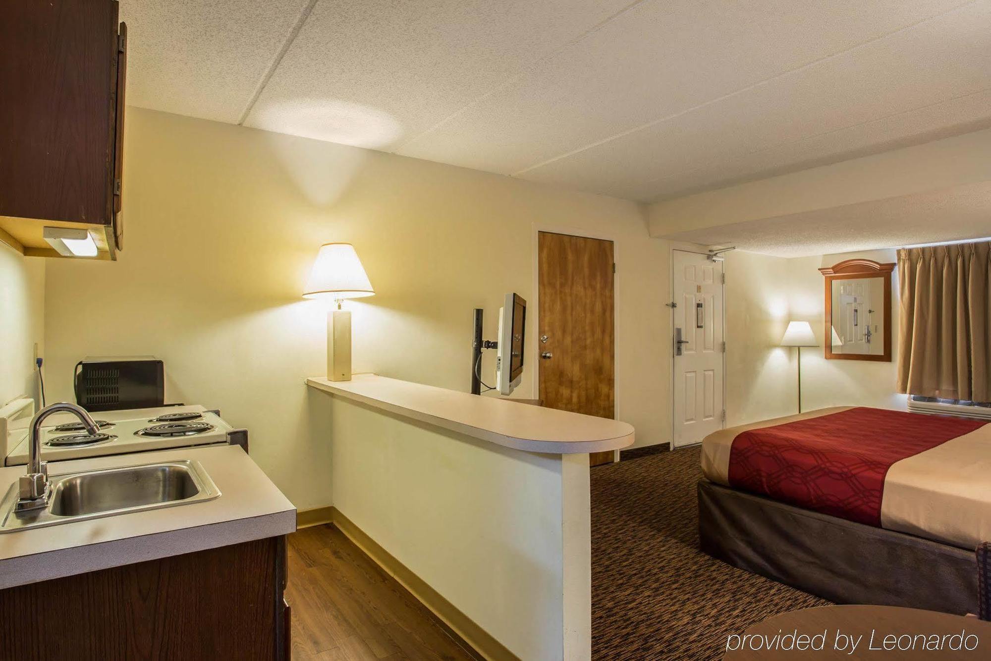 Econo Lodge Inn & Suites Lugoff Εξωτερικό φωτογραφία